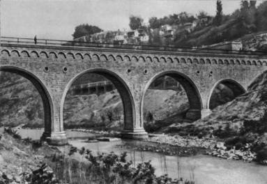 Water-channel (aqueduct) on Hrazdan River