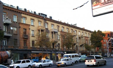 Housing complex on Mashtots Avenue