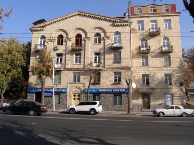 Residential building on Charents Street