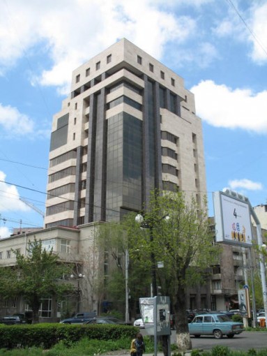 3. – Highrise multifunctional building on Tumanian Street